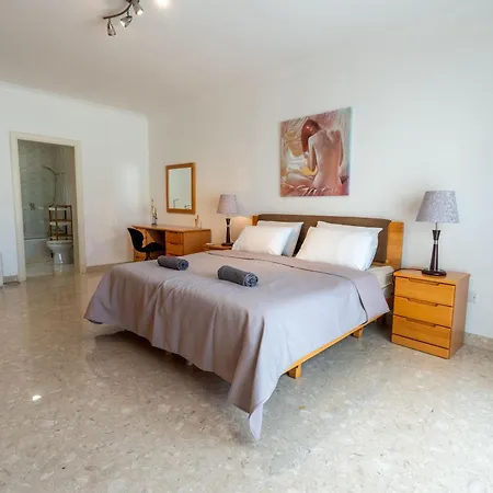 Breathtaking Blue - Coastal Bliss * Sliema