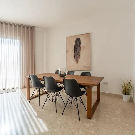Breathtaking Blue - Coastal Bliss Apartment Sliema