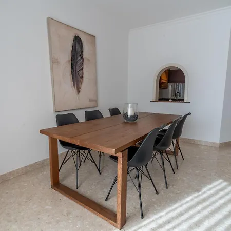 Breathtaking Blue - Coastal Bliss Apartment *